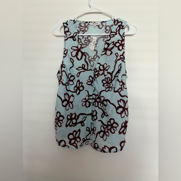 NEW Madewell Women's Size 8 Gentle Wind Cutaway Vest &The Layton Midi
Slip Skirt - Picture 3 of 5